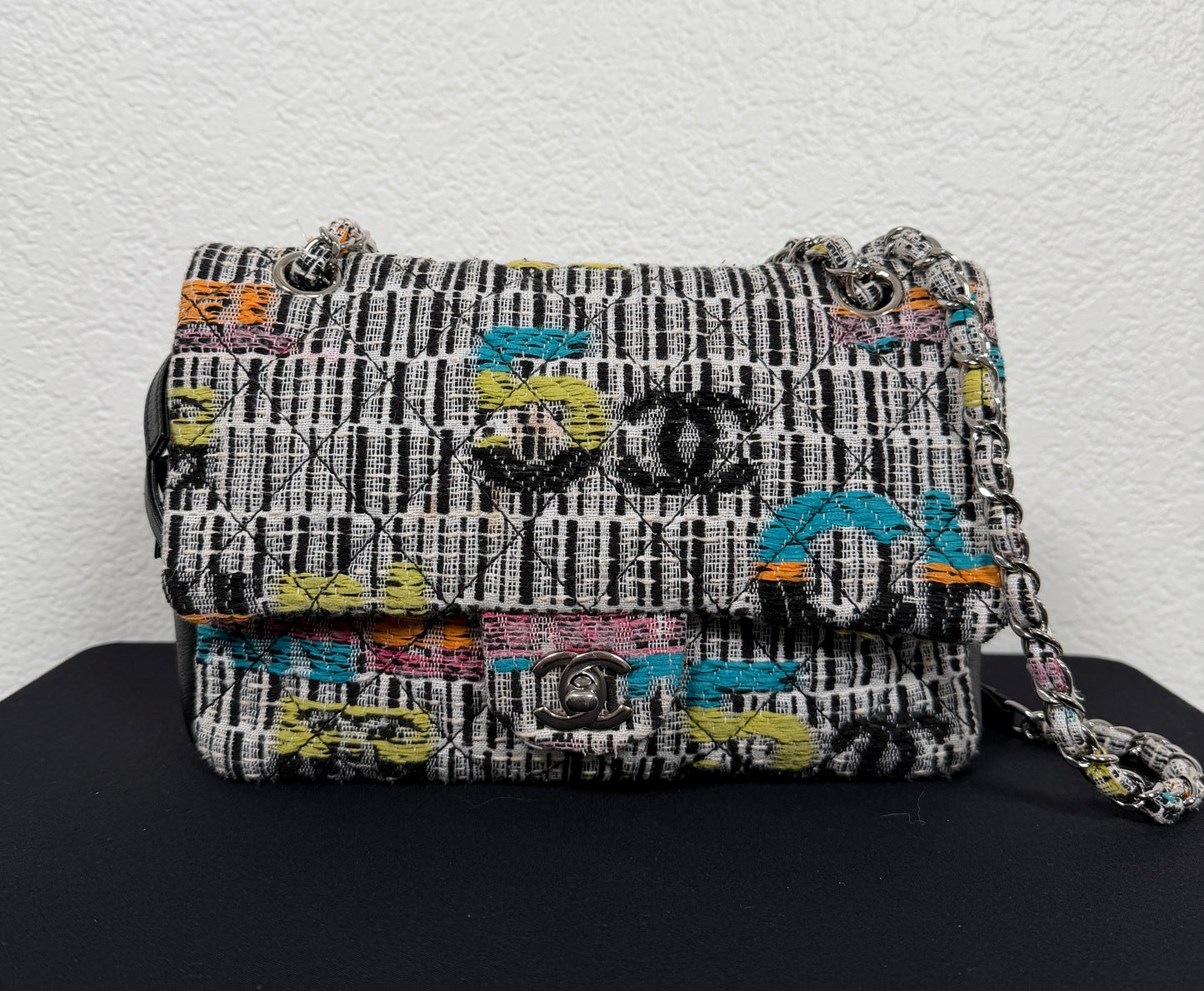 Chanel Fantasy Flap Bag Quilted Muliticolor Tweed Medium
