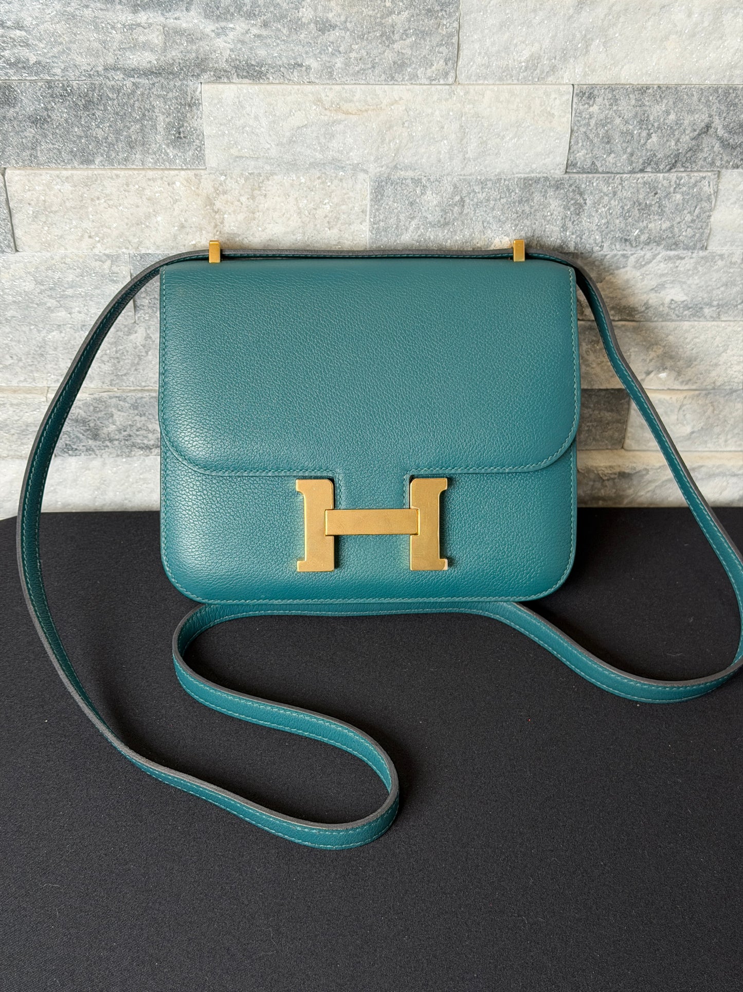 Hermès Constance 24 Evercolor Leather Shoulder Bag – Vert/Teal Green