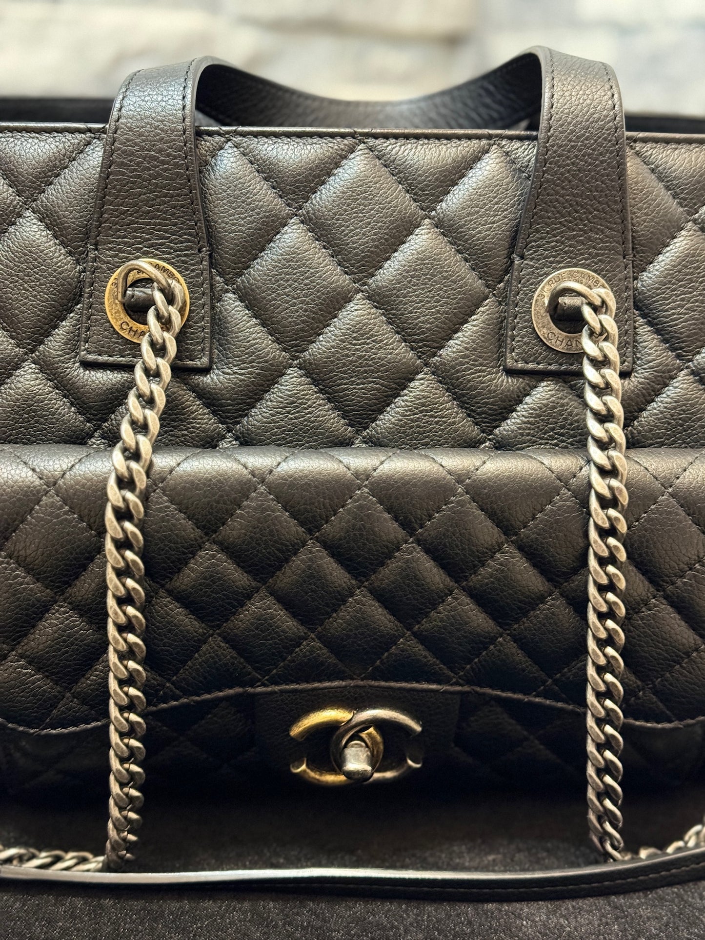 Used Chanel bag on a chain Ruthenium Complete Inclusion