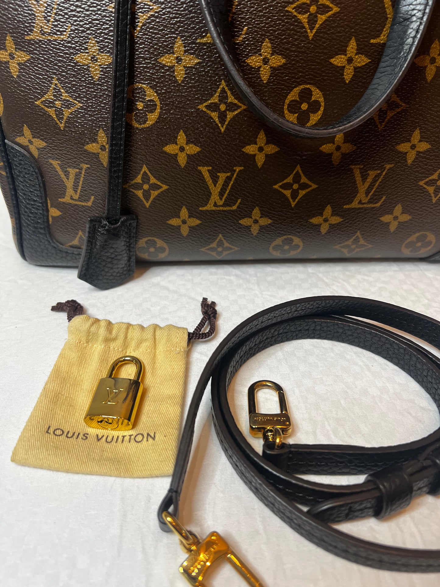 Pre Loved Louis Vuitton Retiro Handbag