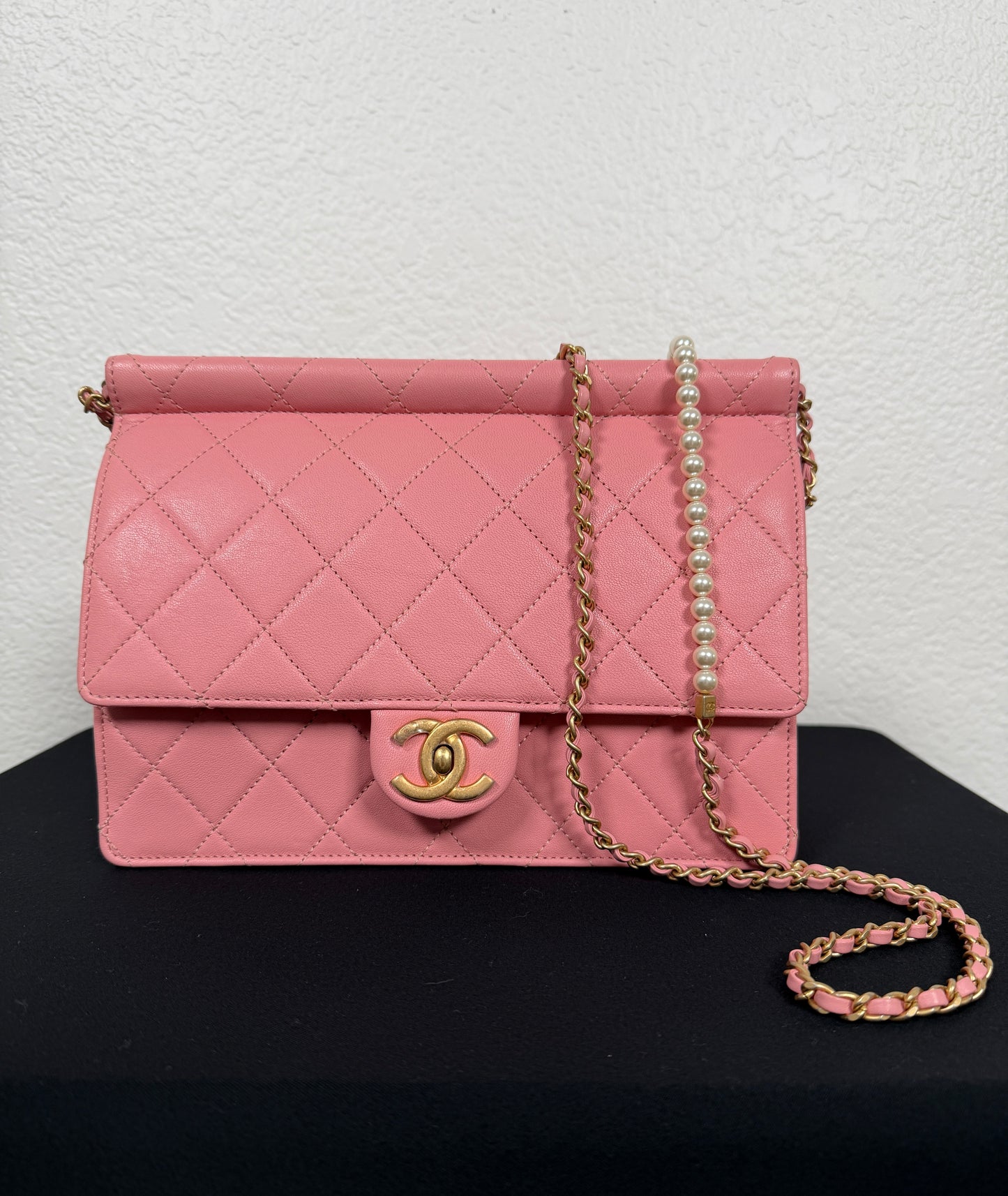 Chanel Quilted Lambskin Pearl Chain Flap Bag In Pink