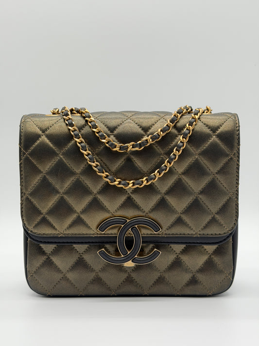 Chanel Classic Flap Medium Metallic Bronze Quilted Lambskin Leather Bag lx670