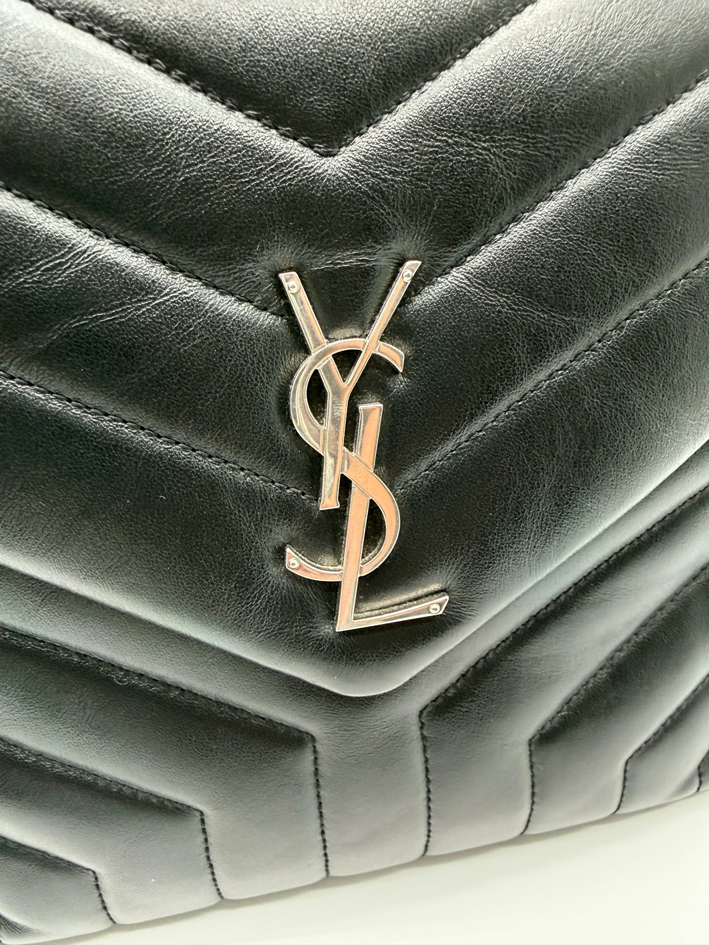 Saint Laurent Loulou Medium Black Matelassé Leather Top Handle Bag lx561