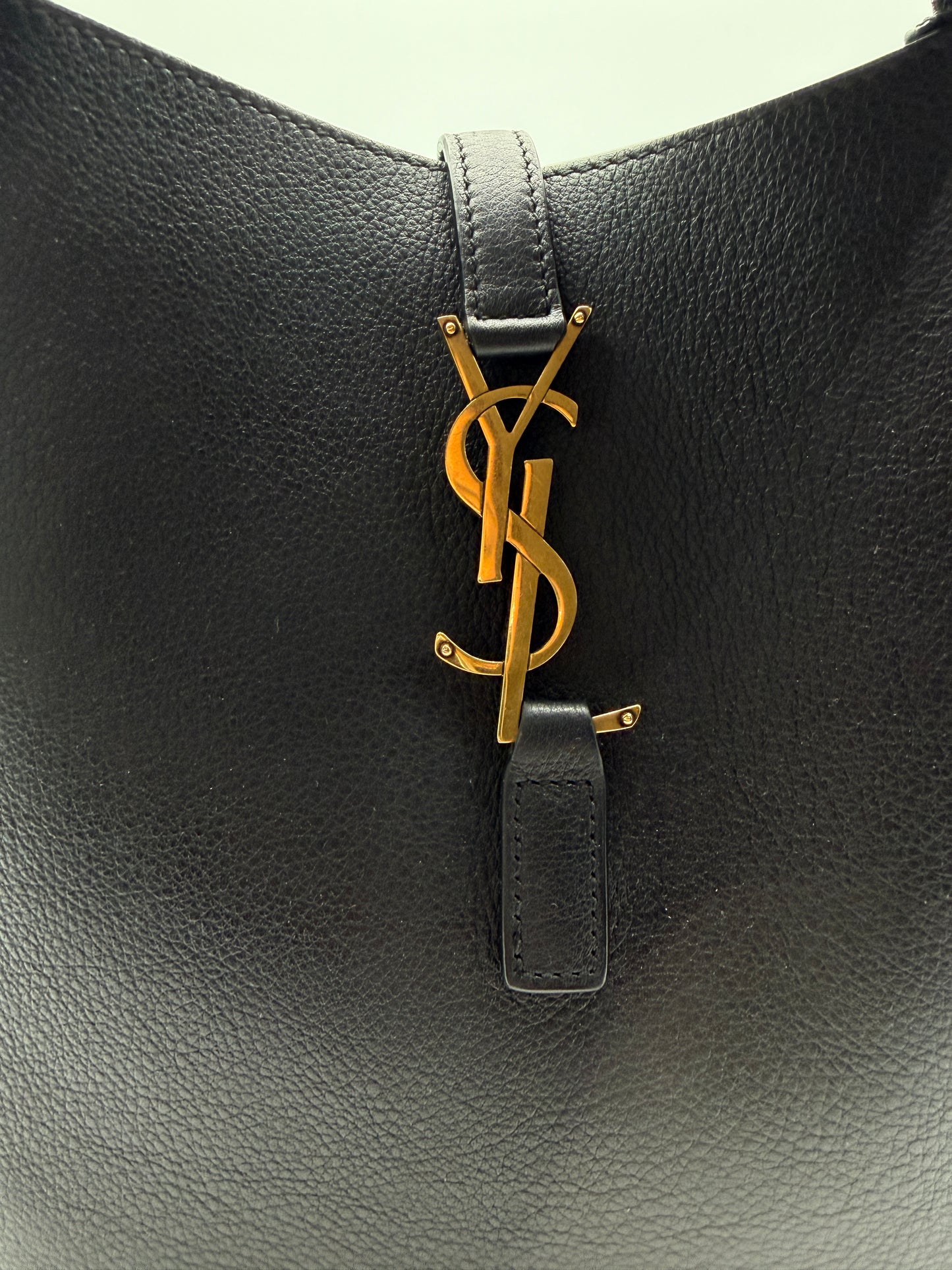 Saint Laurent Le 37 Small Bucket Bag in Black Grained Leather