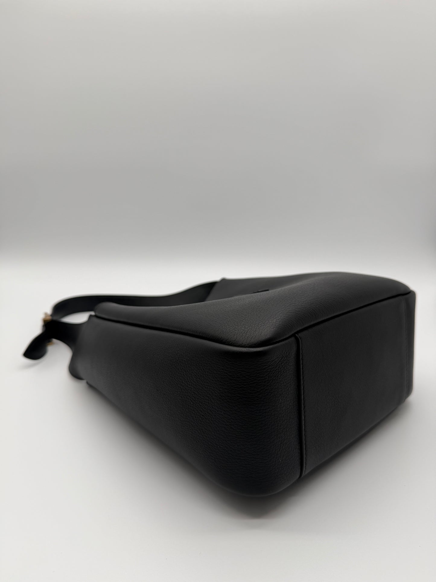 Saint Laurent Le 37 Small Bucket Bag in Black Grained Leather