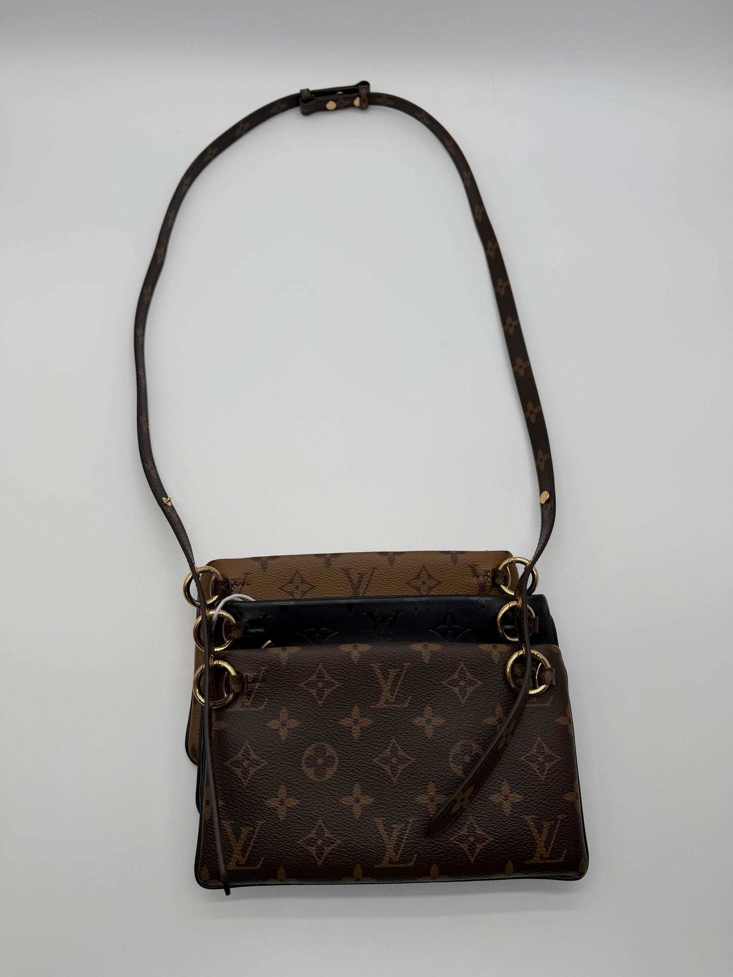 Louis Vuitton LV3 Pouch Monogram Canvas & Black Lambskin Crossbody Bag lx829