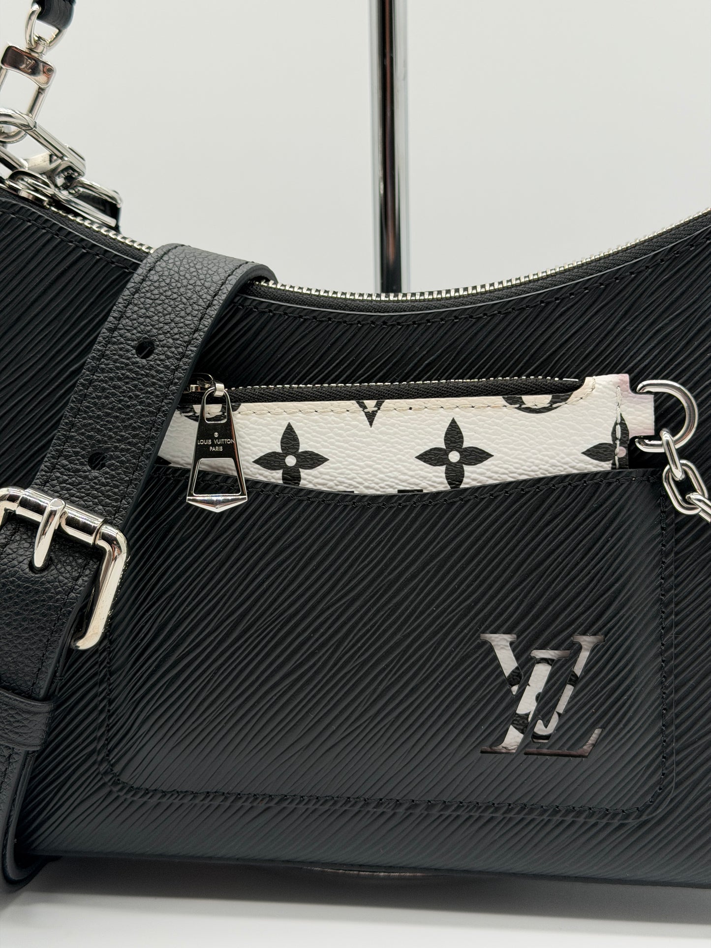 Louis Vuitton Marelle Black Epi Leather Handbag lx854