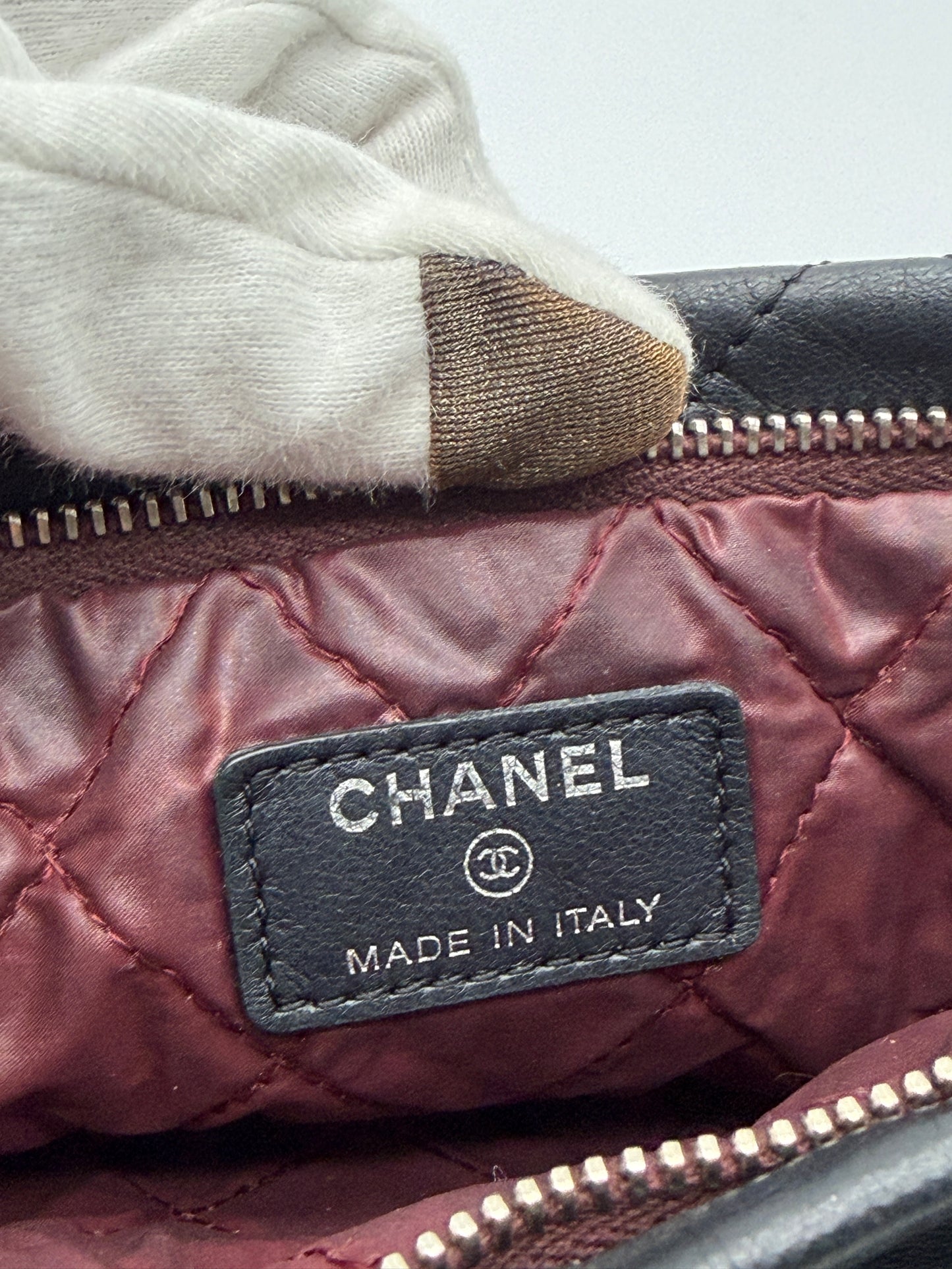 Chanel CC Foldover Quilted Caviar Leather Clutch – Black lx668