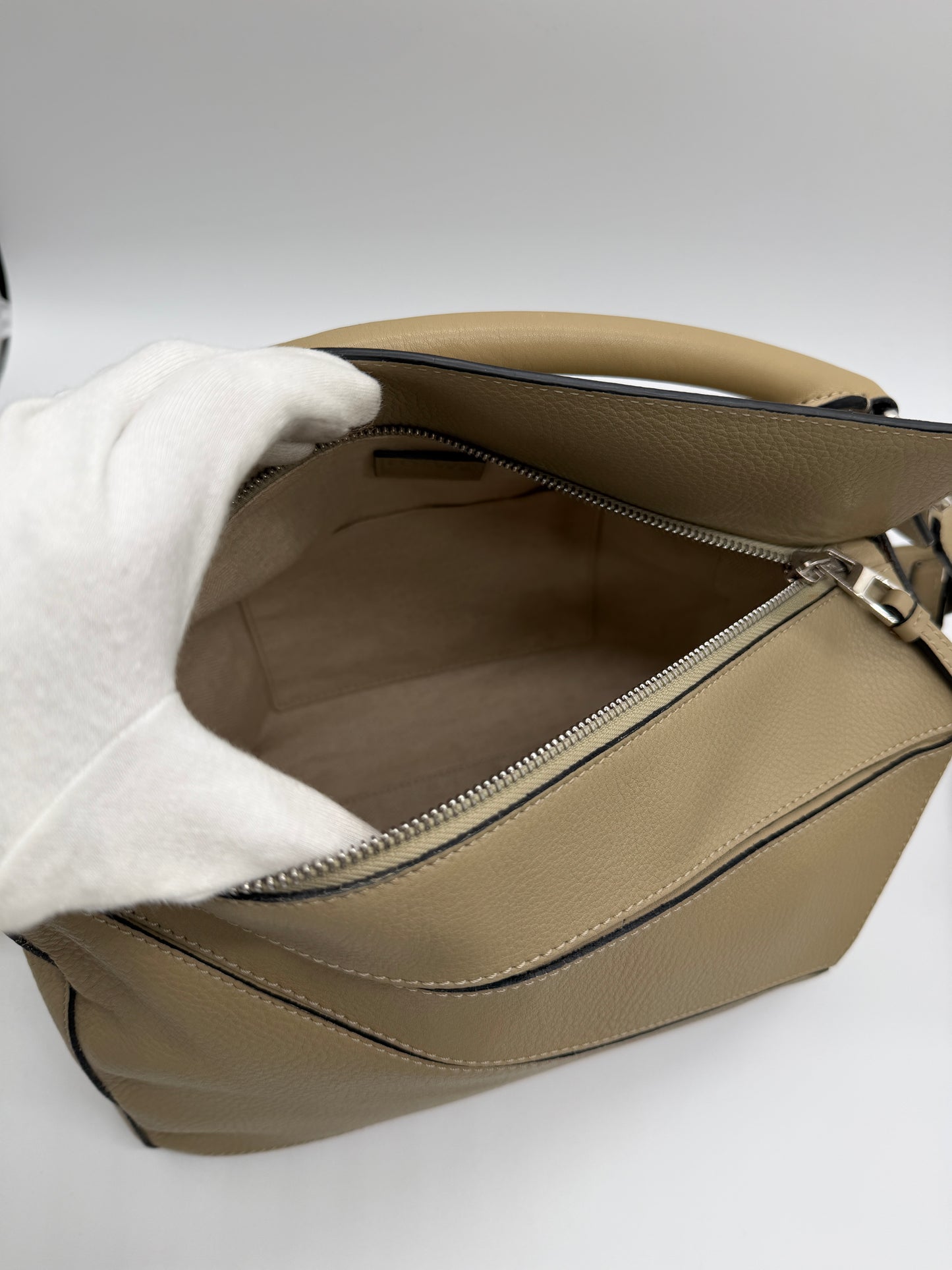 Loewe Puzzle Bag in Sand Calfskin Leather XYP29