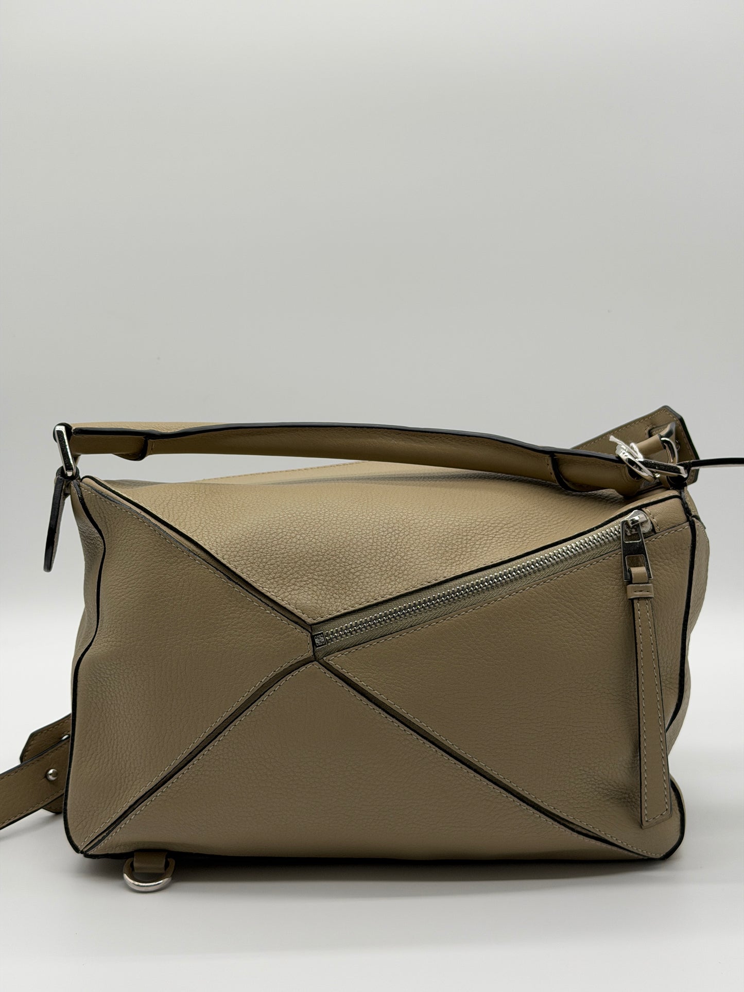 Loewe Puzzle Bag in Sand Calfskin Leather XYP29