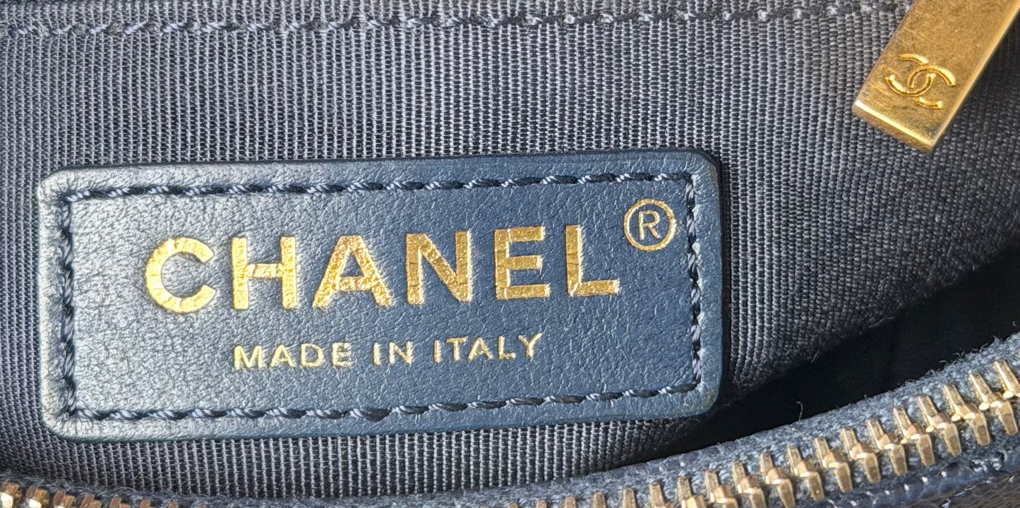 Chanel CC GHW Chain Shoulder Bag Blue Calfskin Leather