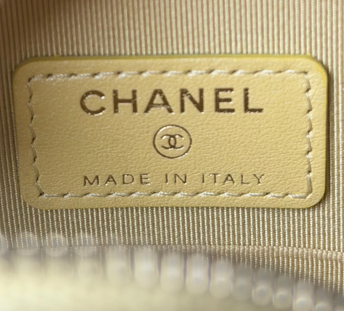 Chanel CC Quilted Caviar Round Clutch With Chain crossbody bag