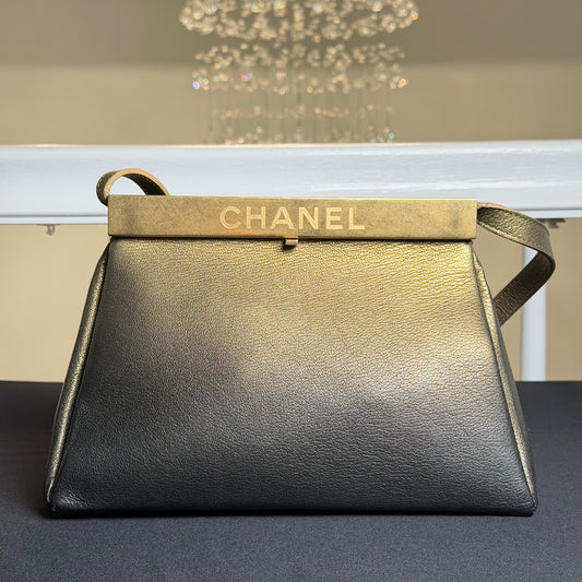 Chanel 2019 Métiers d'Art Paris–Egypt Kheops Pyramid Bag in Gold Ombré Lambskin