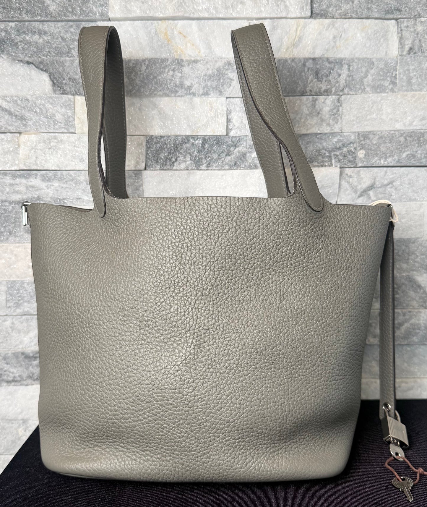 Hermès Picotin Lock 18 Gris Meyer Clemence Leather Palladium Hardware