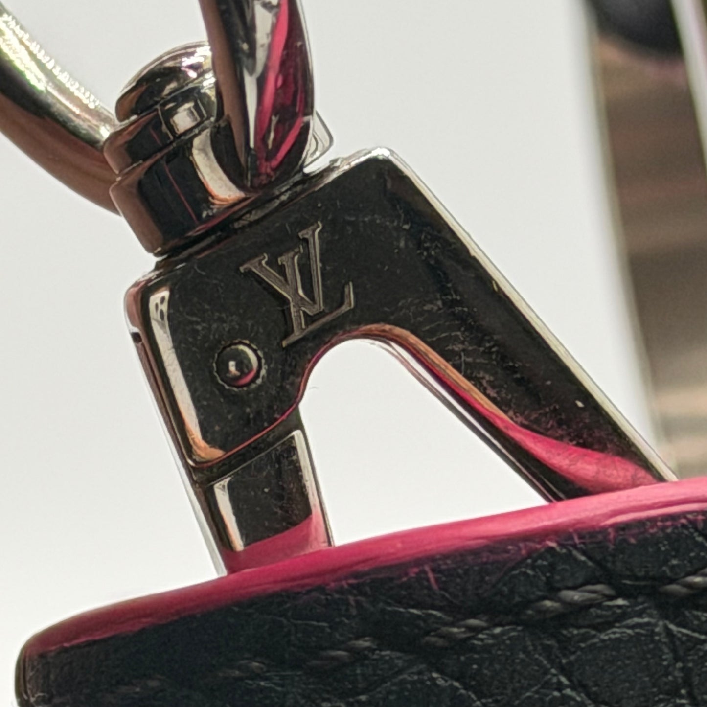 Louis Vuitton Capucines BB Black Taurillon Leather with Fuchsia Interior
