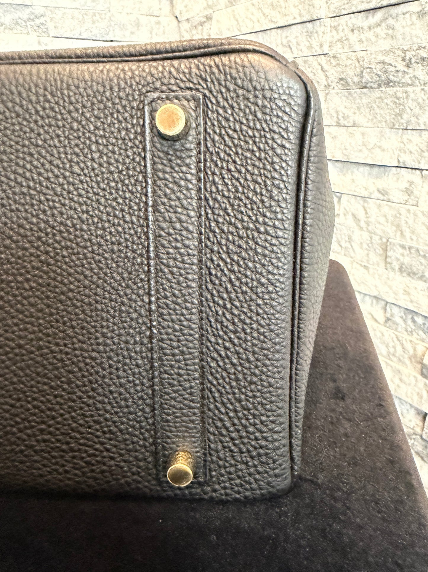 Hermès Birkin 35cm Tote – Black Togo Leather with Gold Hardware Pre-Loved 2013