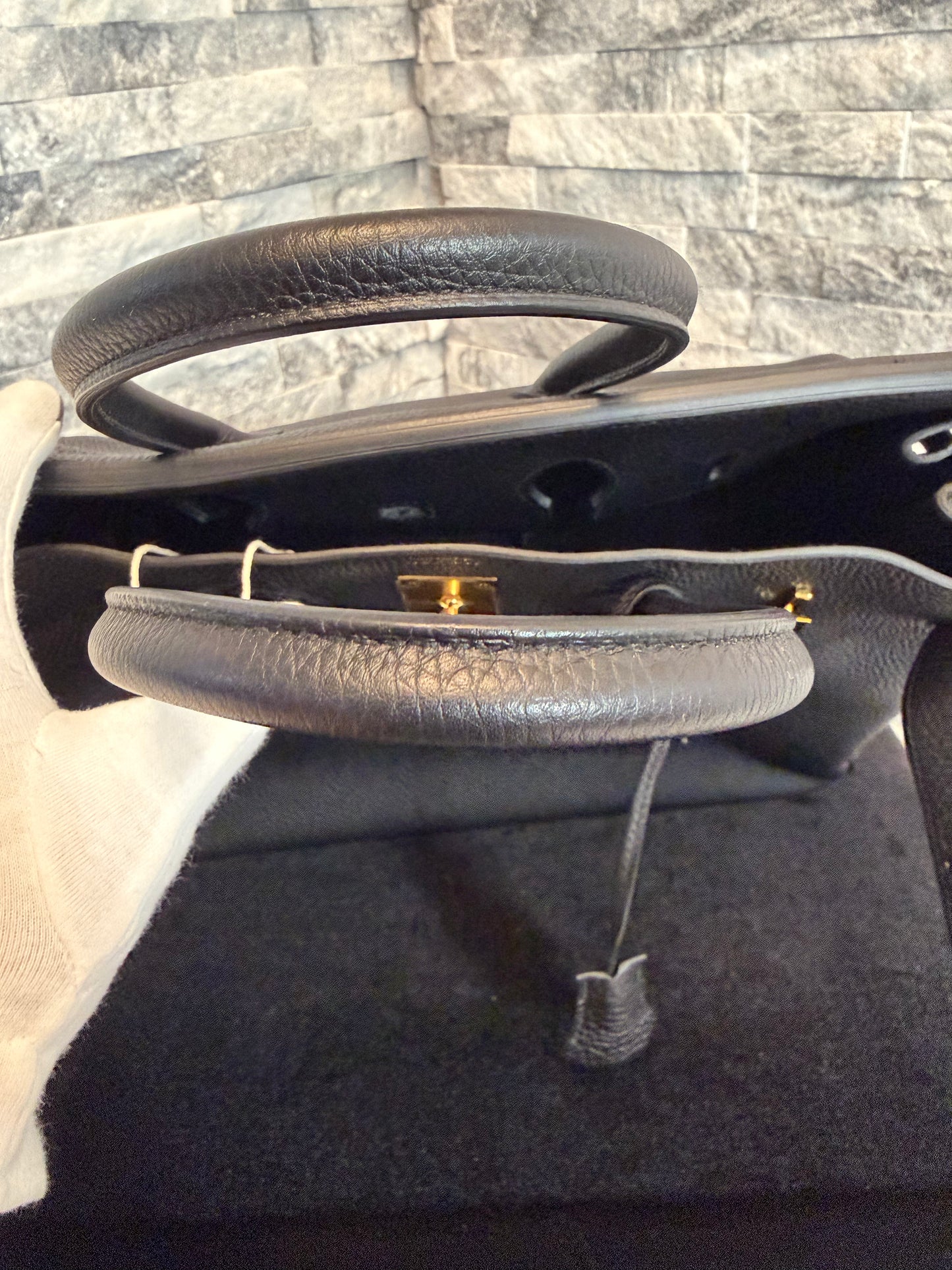 Hermès Birkin 35cm Tote – Black Togo Leather with Gold Hardware Pre-Loved 2013