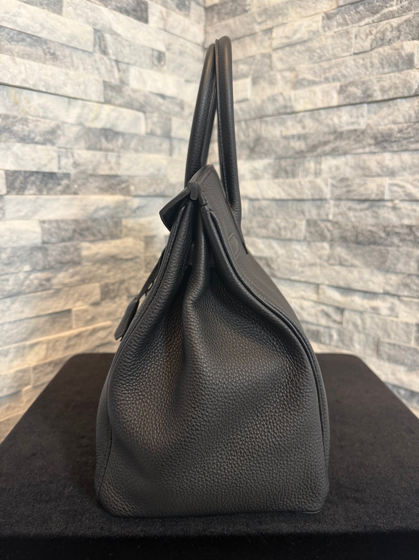 Hermès Birkin 35cm Tote – Black Togo Leather with Gold Hardware Pre-Loved 2013