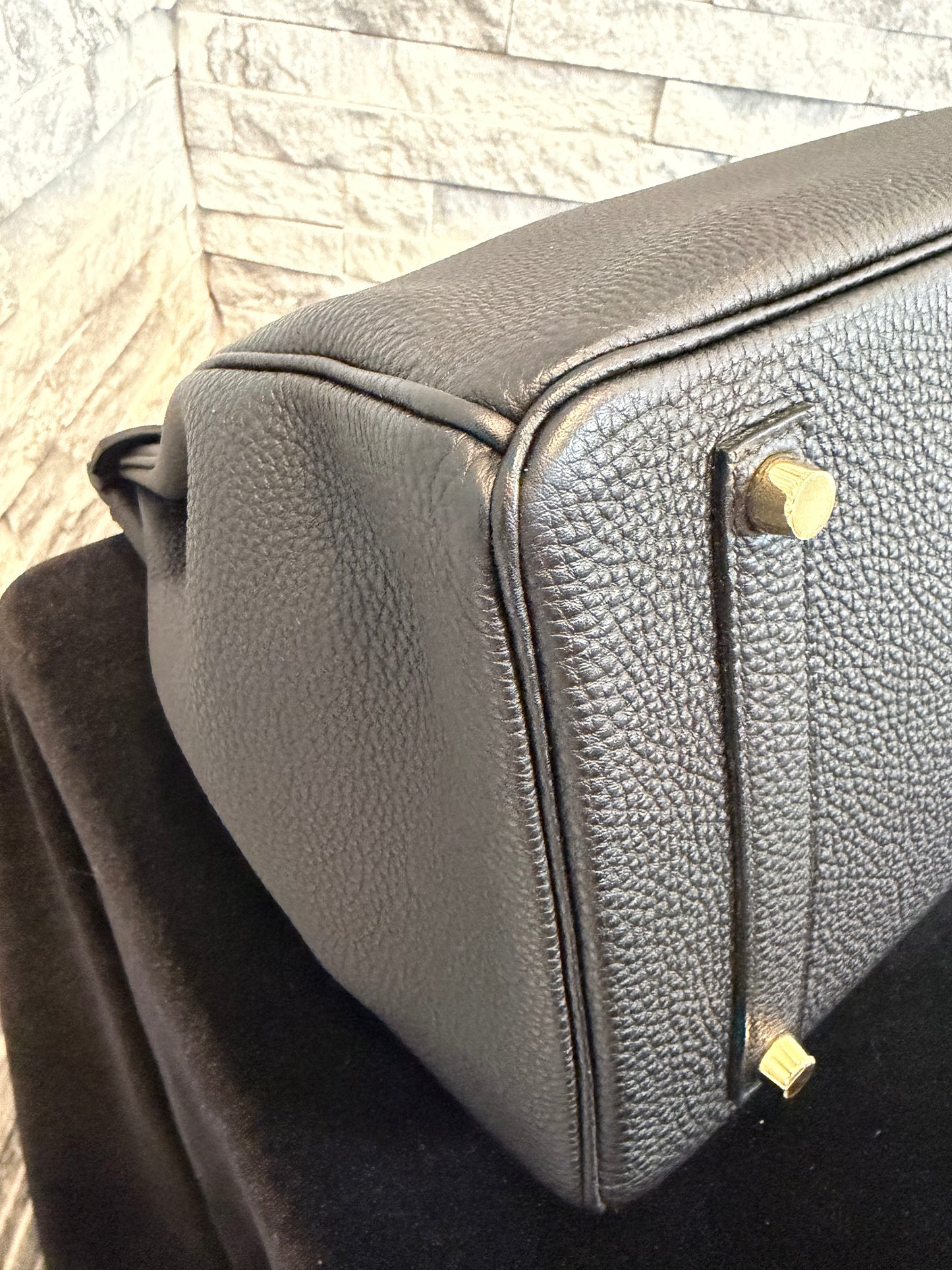 Hermès Birkin 35cm Tote – Black Togo Leather with Gold Hardware Pre-Loved 2013