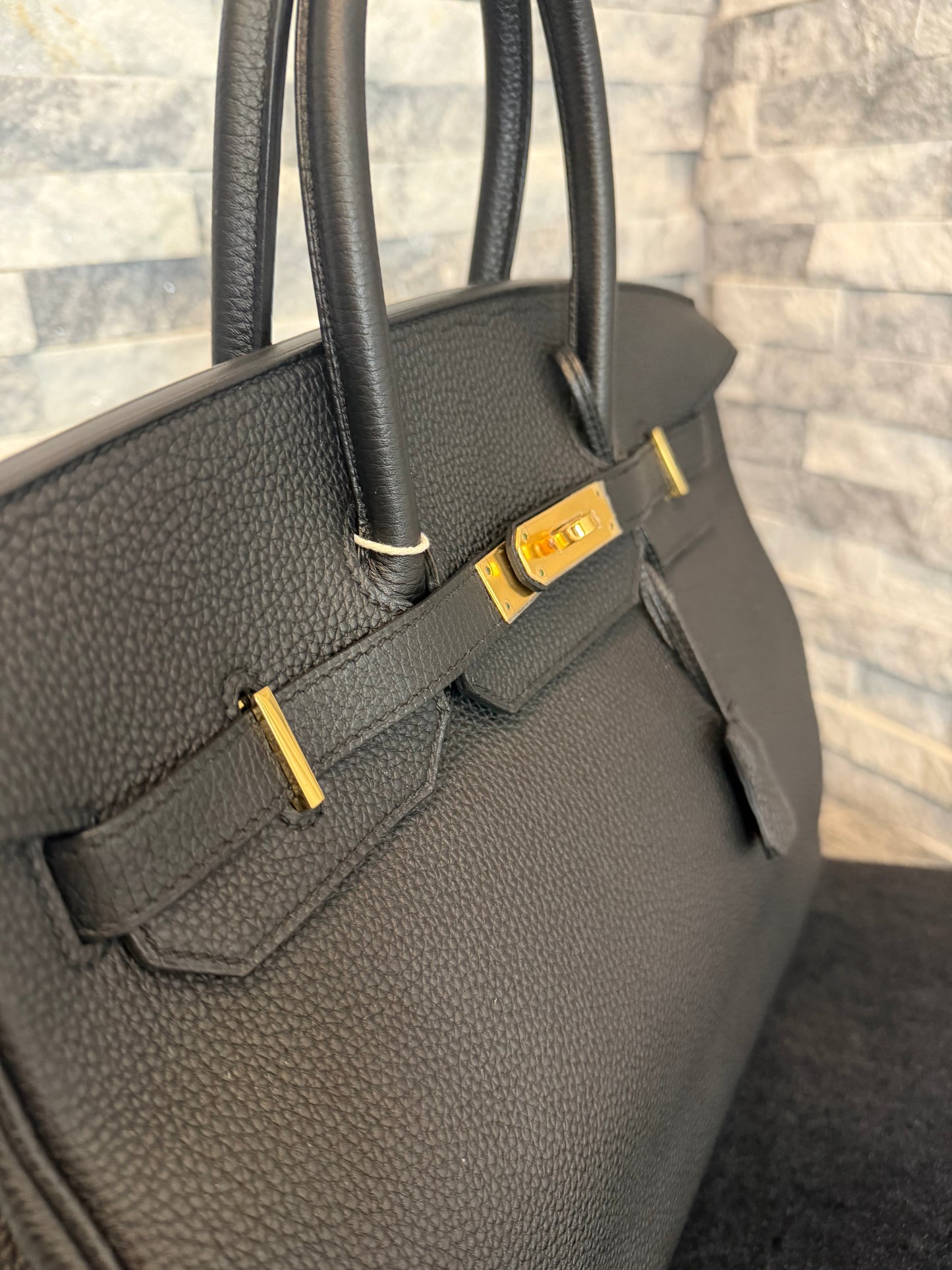 Hermès Birkin 35cm Tote – Black Togo Leather with Gold Hardware Pre-Loved 2013